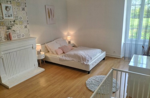 Saint-Jean-de-Beugne House | Group gîte for 20 people in a quiet location