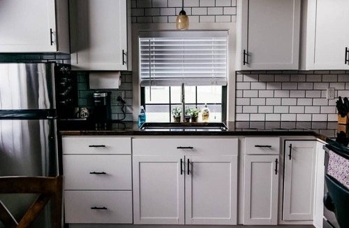 Marion Cabin | Group Getaway 3 Modern Cabins by Lake of Egypt