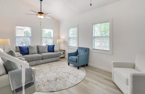 Fayetteville House | Group Getaway: Lakefront Retreat in Fayetteville!