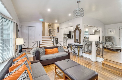 White Oak House | Group Getaway! Modern Silver Spring Home w/Yard