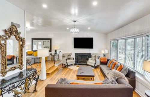 White Oak House | Group Getaway! Modern Silver Spring Home with Yard