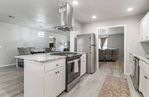 Longtown House | Group Getaway Near Eufaula Lake & Boat Ramp!