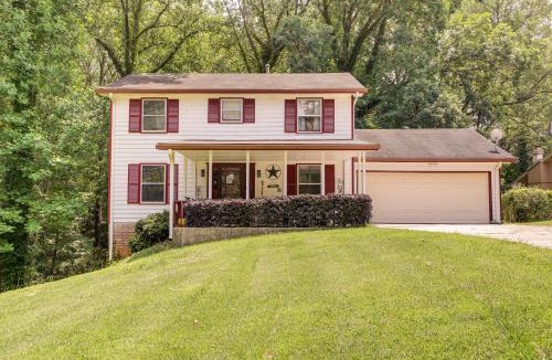 Stone Mountain House | Group Getaway Spacious Home in Stone Mountain!