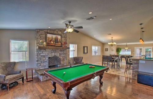 Saddleback Hills House | Group Getaway w/Pool & Putting Green in Glendale