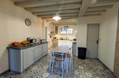 Augers-en-Brie House | Group gîte with barn 15min from Provins