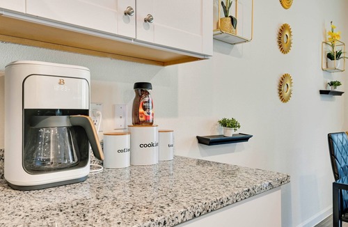 Princeton House | Group Haven in Princeton! WFH Ready & Ample Space