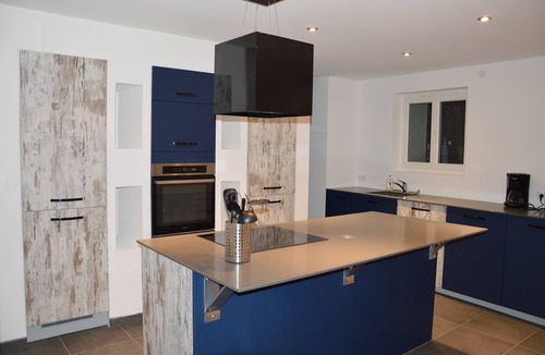 Trevoux House | Group home/Private pool