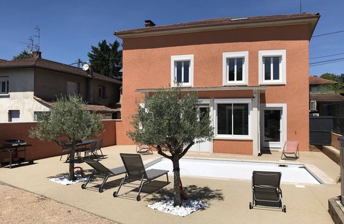 Trevoux House | Group home/Private pool