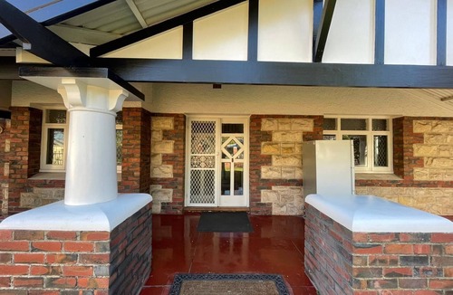 Westbourne Park House | Group house 7 bedrooms