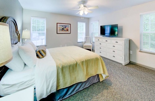 Sea Scape Resort | Group Outer Banks Getaway! Spacious 2 Great Units for Large Groups! Kitchen