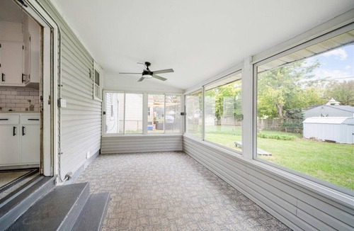 Grandview Heights House | Group Ready 4BR near OSU w/Fire Pit & Wet Bar