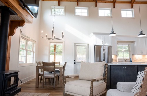 Summerville House | Group Retreat, Private Pool, Sleeps 12+, 15 Acres, Views, Fire Pit, Pet Friendly