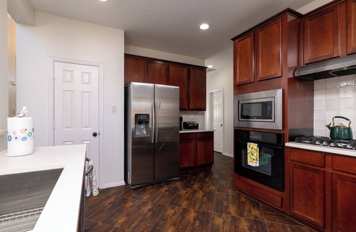 Frisco House | Group Stay for World Cup – Pool & Outdoor Fun