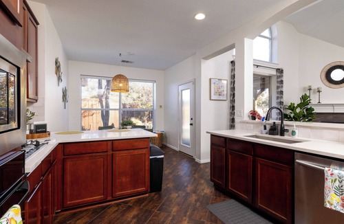 Frisco House | Group Stay for World Cup – Pool & Outdoor Fun