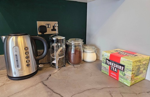 Banbury House | Group Stay with 3 Parking Spaces