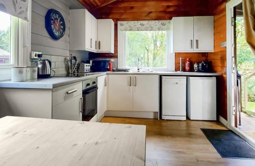 Rashfield House | Grouse Lodge