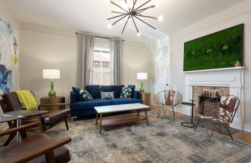 Belmont Apartment | Grove Apartment | Luxury Two Bedroom Near Downtown