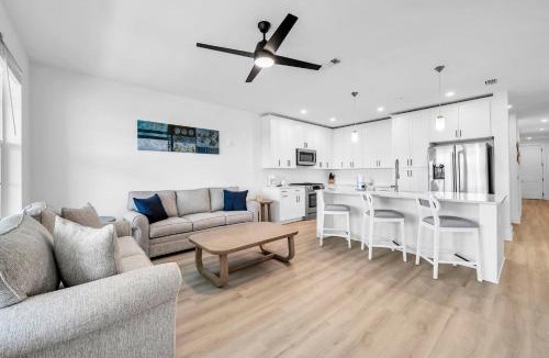 Coffeyville House | Grove Dogwood 336