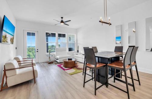 Coffeyville House | Grove Dogwood 342