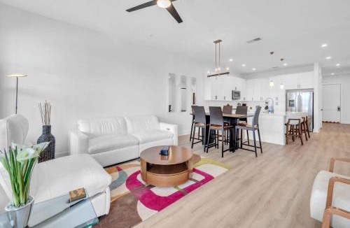 Coffeyville House | Grove Dogwood 342