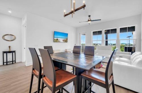 Coffeyville House | Grove Dogwood 342