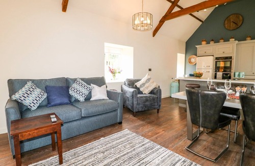 Two Dales Cottage | Grove Farm Barn