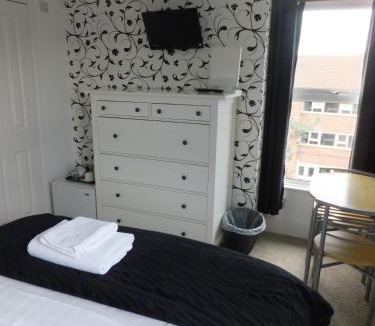 Beeston House | Grove Guest House