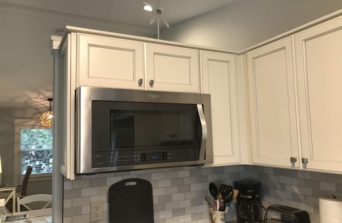 Dunedin Cottage | Grove Keeper Cottage unit has a tree house atmosphere