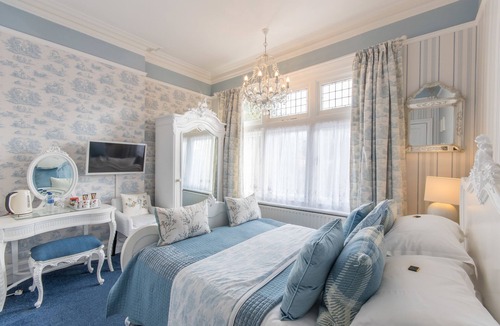 Westbourne House | Grovefield Manor