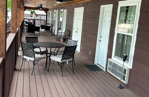 Grove Cabin | Groveport Resort/Waterfront Cabin B/Remodeled 2021