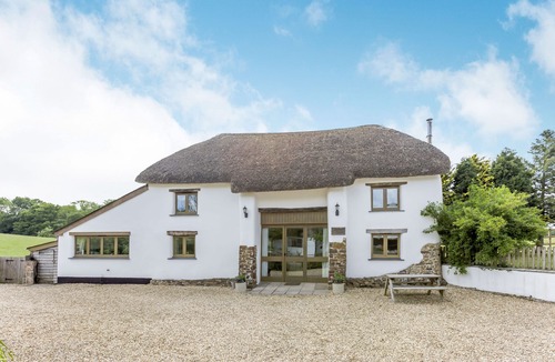 Hatherleigh Cottage | GROVES FISHLEIGH, pet friendly, with open fire in Hatherleigh