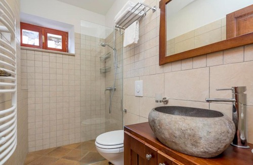 Gruda Villa | Gruda Villa Sleeps 6 Pool Air Con WiFi