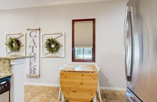 Gruene Condo | Gruene Envy – a first floor Poolside Condo with Guadalupe River Access