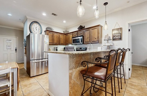 Gruene Condo | Gruene Envy – a first floor Poolside Condo with Guadalupe River Access