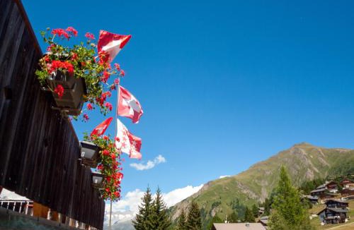 Rosswald Hostel | Gruppenhaus im Walliser Alpstyle