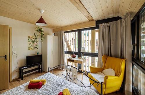 Meikirch House | Gruppenunterkunft mit Billardtisch und Lamatrekking