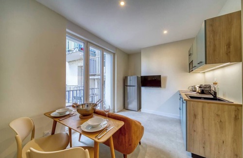 Quartier Exposition-Bajatiere Apartment | #GS | Le Beau Berthelot🌷