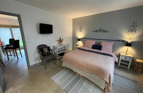 Le Poinconnet Apartment | GSand Le Clos du May