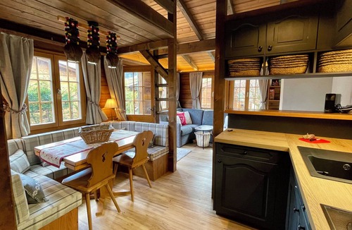 Saanen Ski Chalet | GSTAAD COSY SWISS CHALET