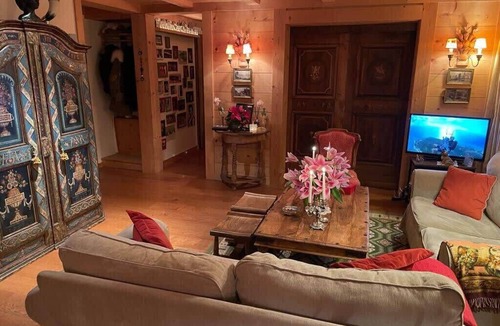 Schoenried Apartment | Gstaad - Luxury Flat in Schonried with Great Views