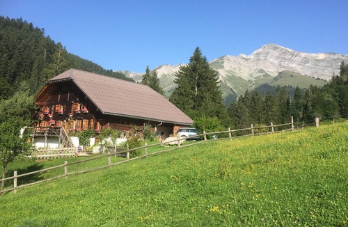 Rougemont House | Gstaad/Rougemont Beautiful chalet, Panoramic views, 4/5 bedrooms, sleeps 8.