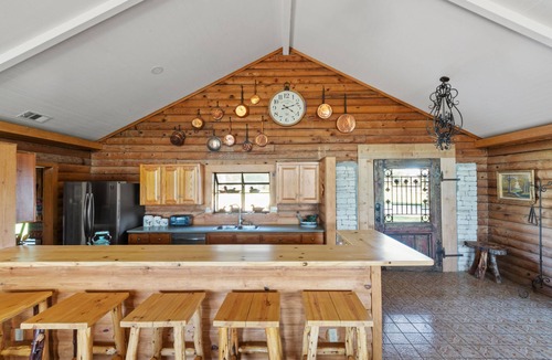 Kerrville House | Guadalupe Bluff Log Cabin - Hot tub - Guadalupe River View