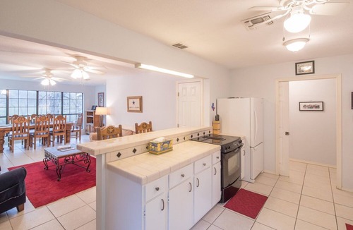 New Braunfels House | Guadalupe Daze: Classic NB 4/2 Riverfront, Shady Yard, Easy River Entry, Casual Vibe, Great Location
