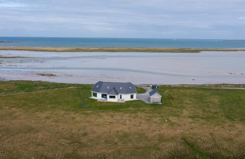 Eochar House | Gualan Sands