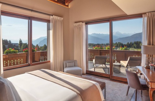 Noes Hotel | Guarda Golf Hotel & Residences