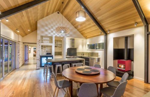 Arthur's Point House | Gucci House