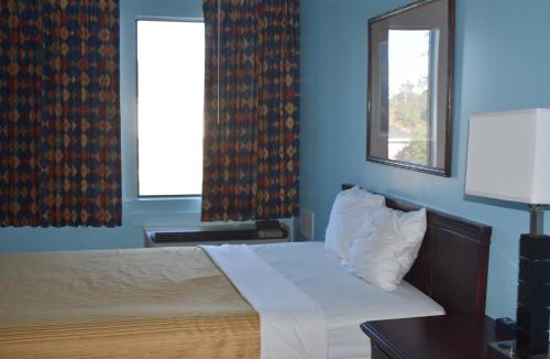 Brunswick Hotel | Guest Cottages & Suites, Brunswick GA