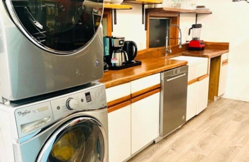 Highmount Apartment | Guest Favorite Garuda Apartment 8