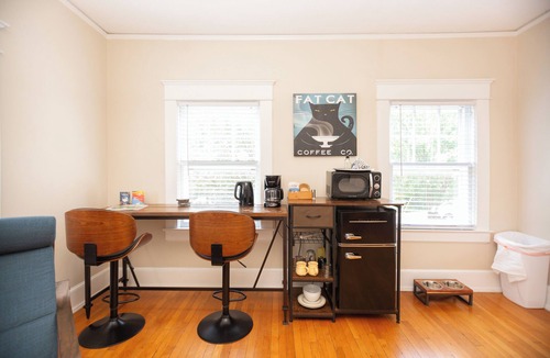 Durham Apartment | Guest Favorite Studio | Walk to Duke & DT