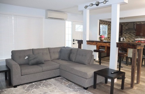 Fredericton House | Guest Favourite 3BR Home | Walk Downtown | Parking